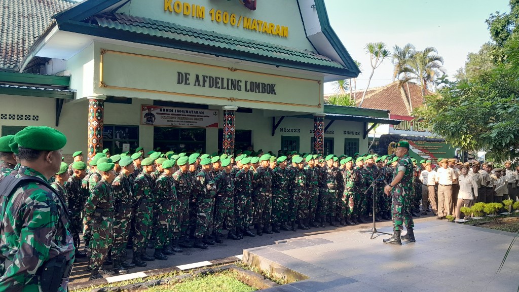 Pengarahan Penting dari Dandim dan Kasdim 1606 Mataram