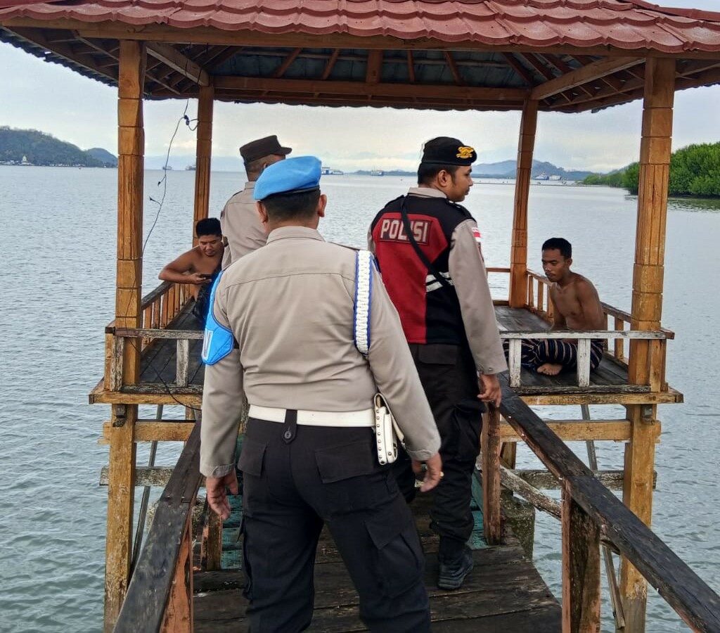 Patroli Polsek Sekotong, Jaga Keamanan Wisatawan di Eko Wisata Mangrove