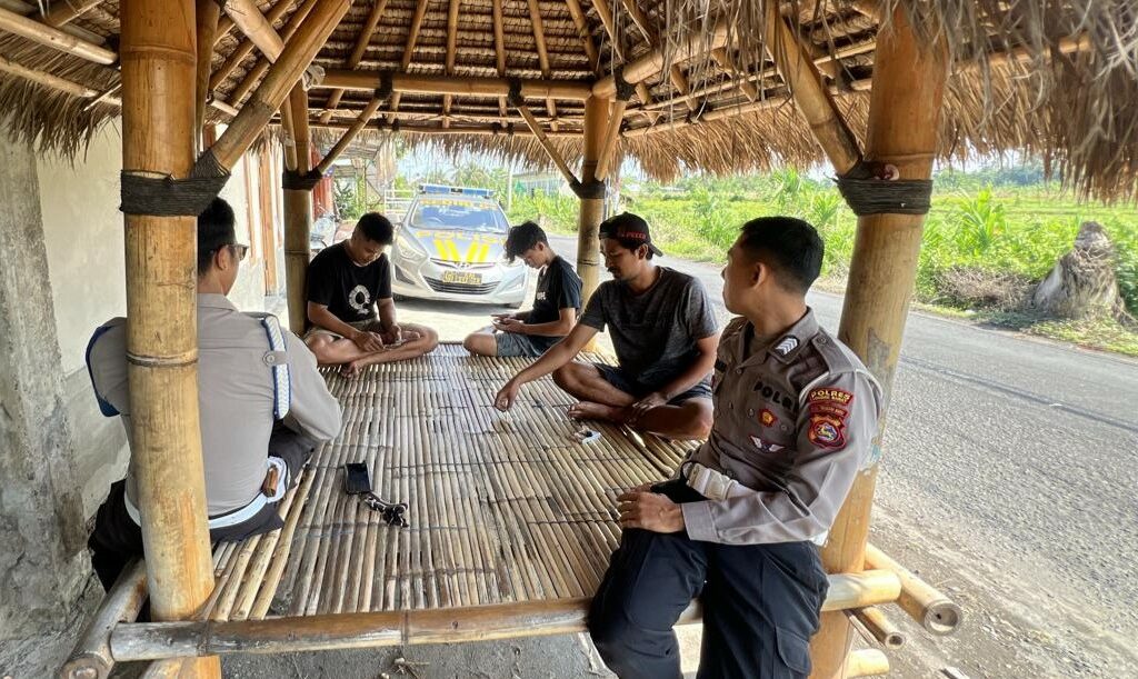 Polsek Kediri Gelar Patroli Dialogis Jelang Pilkada, Ciptakan Kamtibmas Kondusif