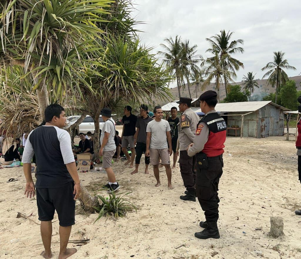 Patroli Polisi di Lombok Barat: Wisata Aman, Liburan Nyaman