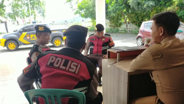 Polres Lombok Barat Amankan KPU Pasca Pilkada Serentak 2024