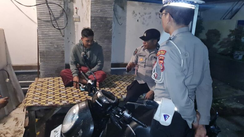 Polsek Kediri Pimpin Patroli Cegah Gangguan Kamtibmas Usai Pemilukada