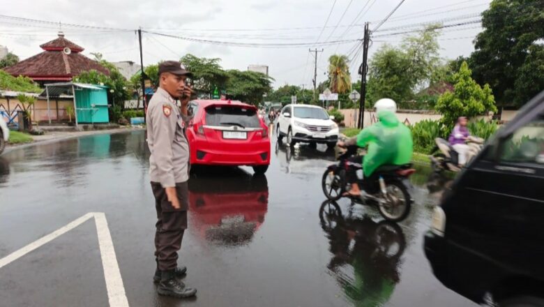 Imbauan Waspada Cuaca Ekstrem, Polisi Pastikan Keamanan Lalu Lintas