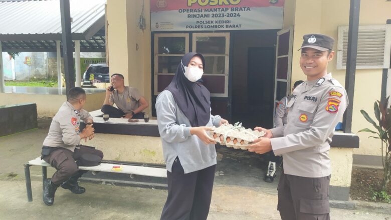 Jumat Berkah Polsek Kediri: Sentuhan Humanis Atasi Stunting