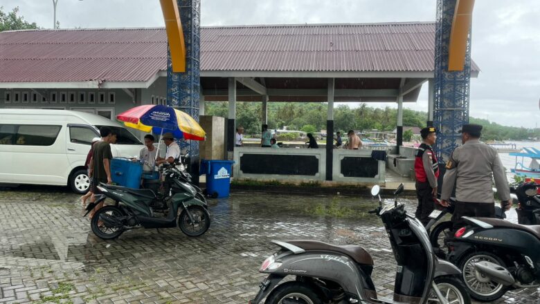 Patroli Intensif di Dermaga Tawun: Antisipasi Kejahatan Liburan