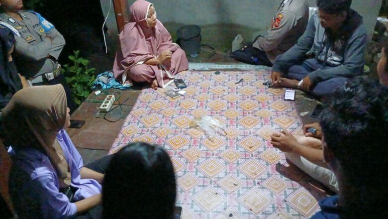 Sinergi Polisi-Warga Lembar: Kamtibmas Terjaga Lewat Patroli Malam