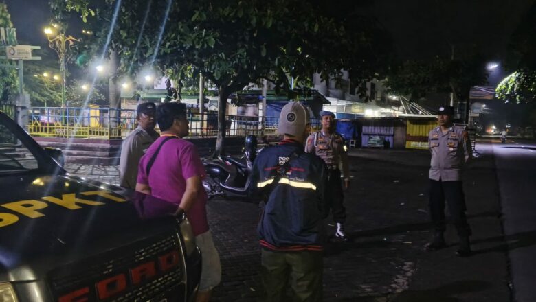 Polsek Batulayar Gencar Patroli Malam: Antisipasi Kejahatan Hingga Dini Hari