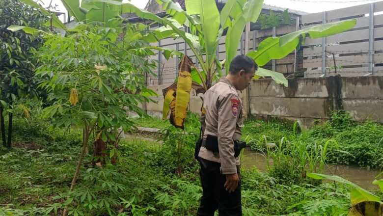 Sambang Warga & Cek Lahan, Polsek Labuapi Dukung Ketahanan Pangan