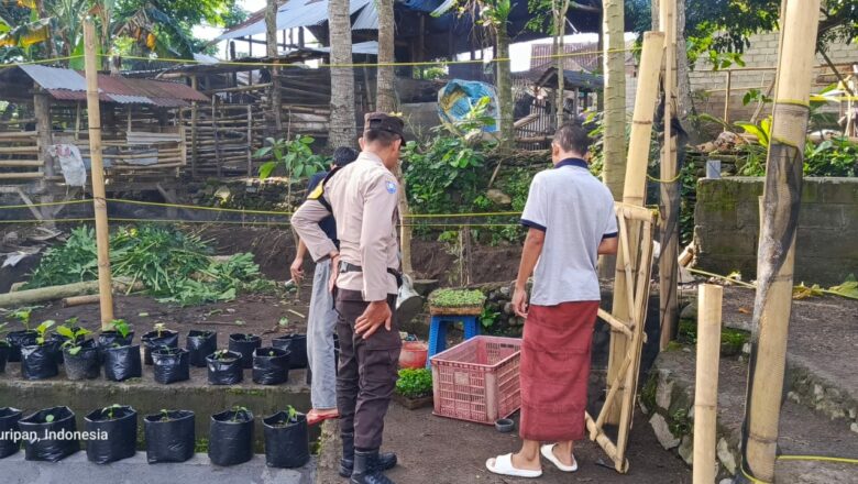 Polisi Peduli Pangan: Peran Bhabinkamtibmas di Desa Kuripan Utara