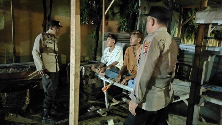 Upaya Polsek Kediri dalam Membangun Kamtibmas: Patroli Dialogis di Desa Banyumulek