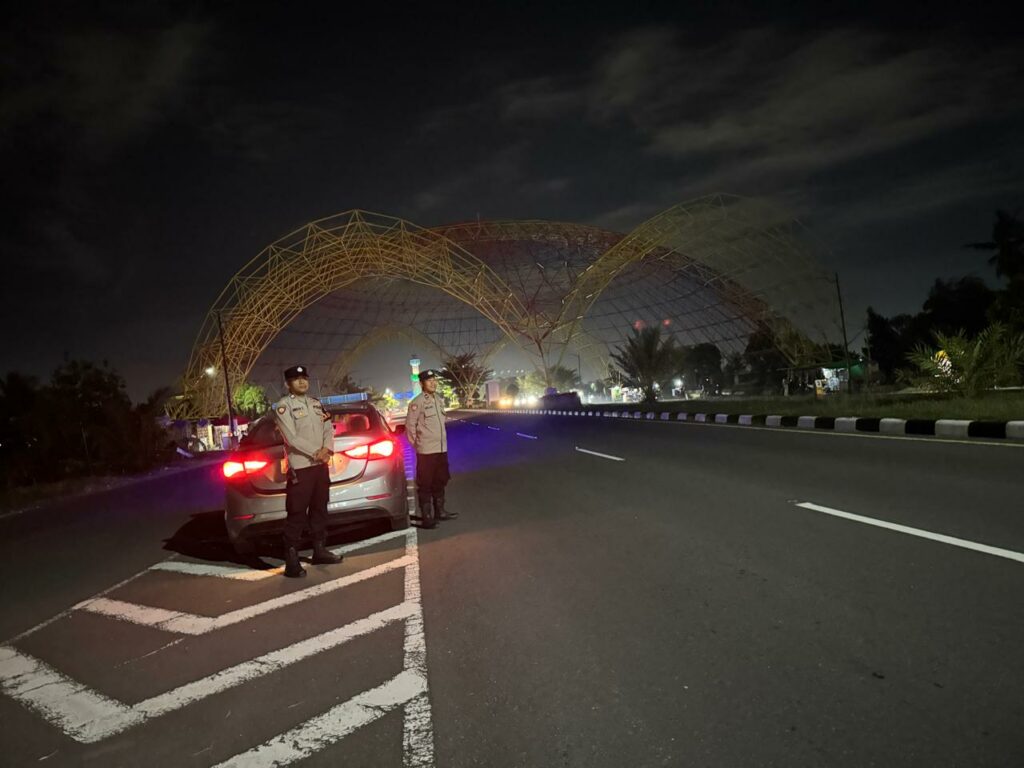 Polsek Kediri Intensifkan Patroli Malam ‘Blue Light’ Jalur Berpotensi Rawan di Lombok Barat