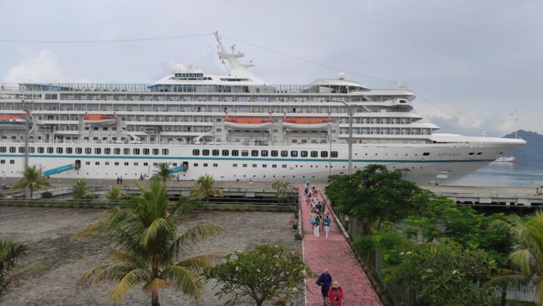 Lombok Sambut MV. ARTANIA, Bukti Kesiapan Gilimas sebagai Gerbang Wisata