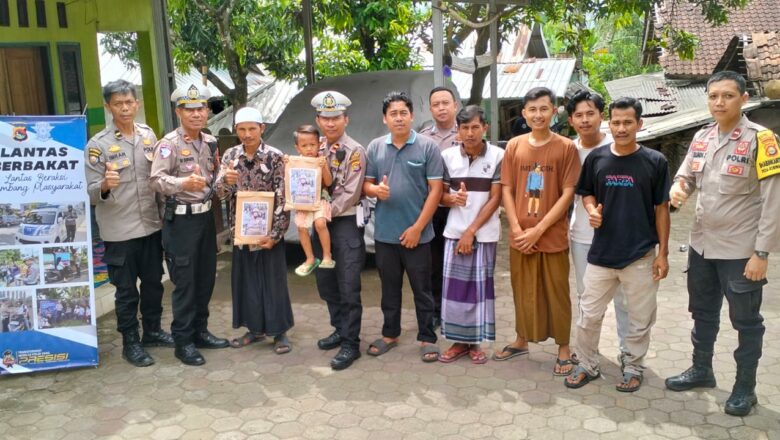 Meningkatkan Kesadaran Lalu Lintas, Polres Lombok Barat Sambangi Dusun Embung dalam Program Lantas Berbakat