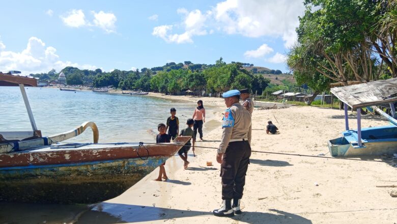 Keamanan Wisata Pantai Elak-Elak Meningkat dengan Patroli Rutin