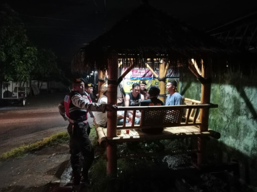 Patroli Preventif Polres Lombok Barat Tingkatkan Kamtibmas melalui Dialogis dan KEMOS 110