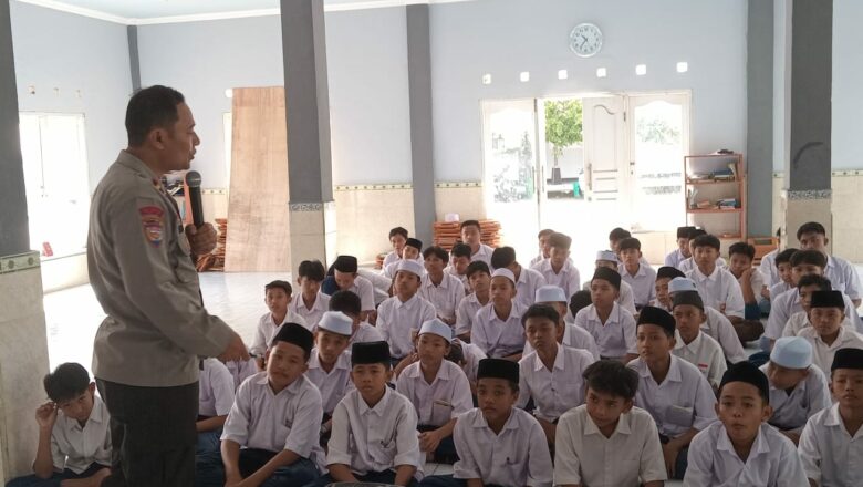 Sinergi Polri dan Sekolah: Edukasi Anti-Bullying dan Narkoba di Gerung