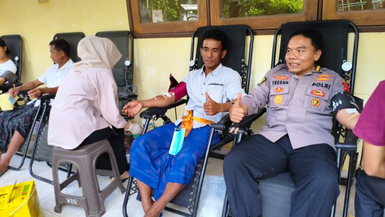 Pengamanan Waisak 2569 TB di Lombok Barat Dibarengi Kegiatan Bakti Sosial untuk Warga Mareje