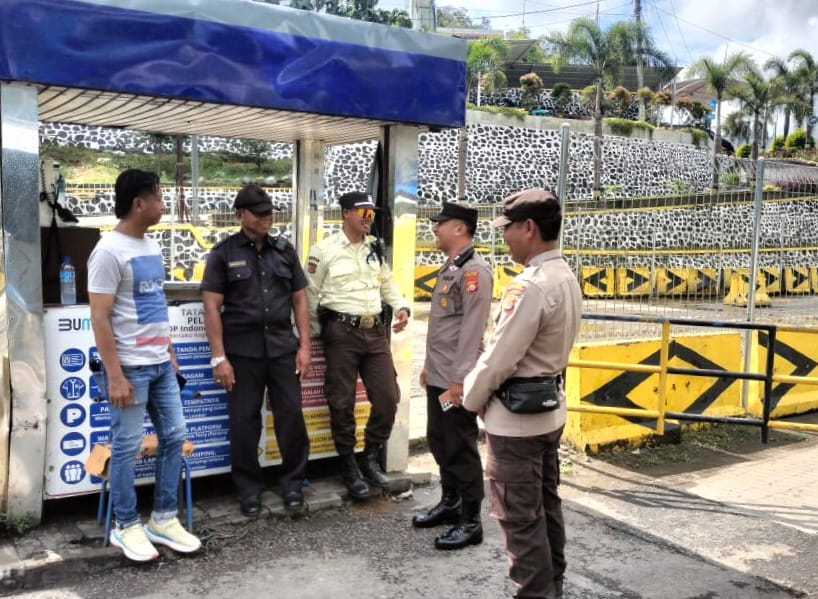 Pengawasan Ketat Satpam Pelabuhan Lembar oleh Polres Lombok Barat
