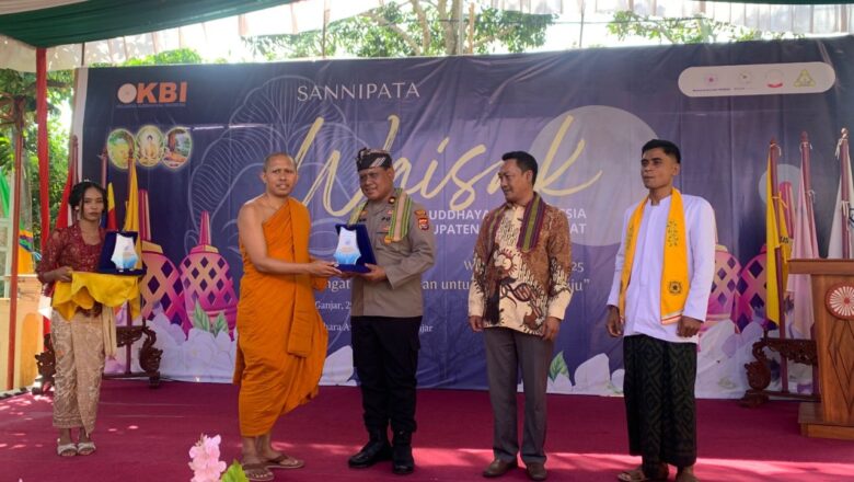 Waisak 2025 di Lombok Barat: Harmoni dalam Pengamanan Polri