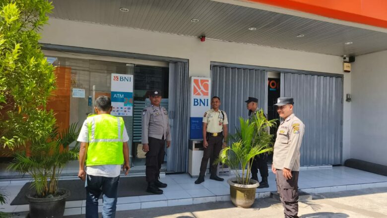 Gerung Lombok: Patroli Keamanan di Pantai Induk dan PLTU