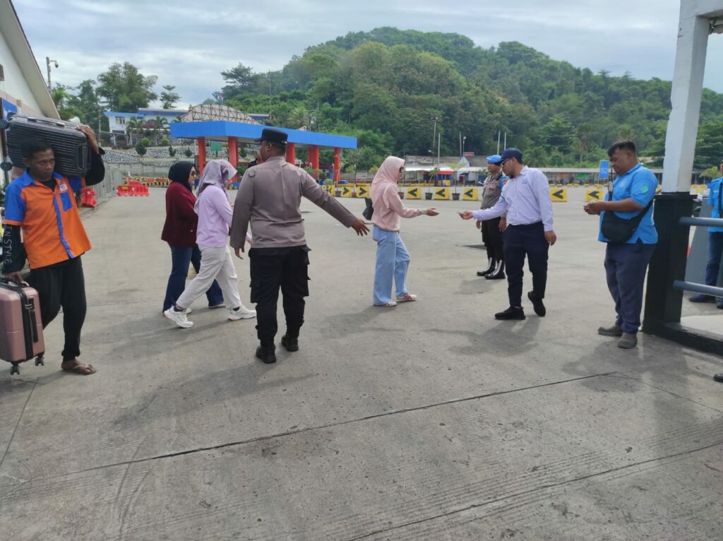Upaya Preventif Polisi Lembar Jaga Keamanan Penyeberangan