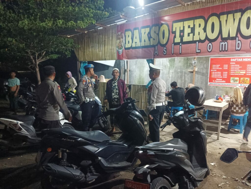 Jaga Keamanan Wisata Malam, Polsek Kediri Sasar Area Rawan Banyumulek