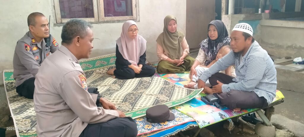 Sinergi Polisi dan Masyarakat Lombok Barat Perangi Stunting dengan Telur