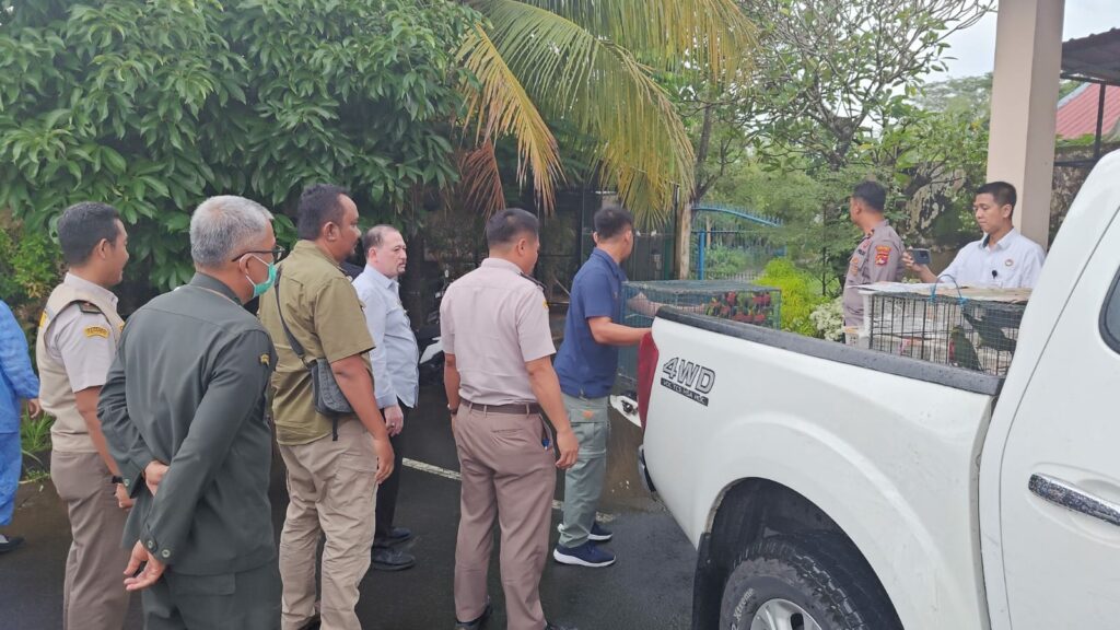 Balai Karantina NTB dan Polisi Gagalkan Perdagangan Burung Ilegal di Pelabuhan Lembar