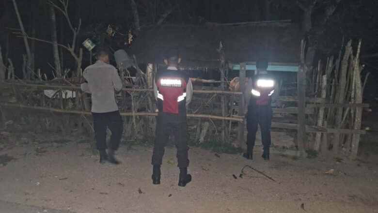 Patroli Rutin Polsek Sekotong: Menjamin Keamanan Ternak Menjelang Idul Adha