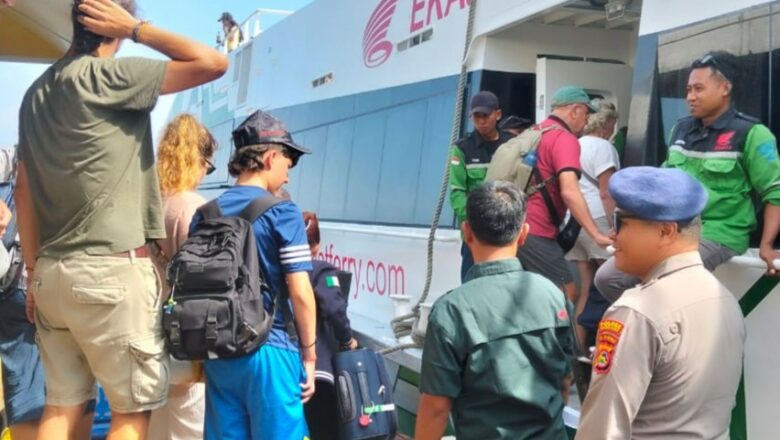 Pelabuhan Senggigi Aman dan Terkendali Sanbut Liburan, Ini Peran Polairud