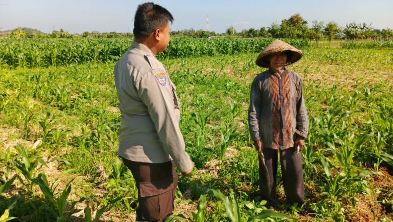 Polri Aktif Motivasi Petani di Dusun Selampang, Lombok Barat