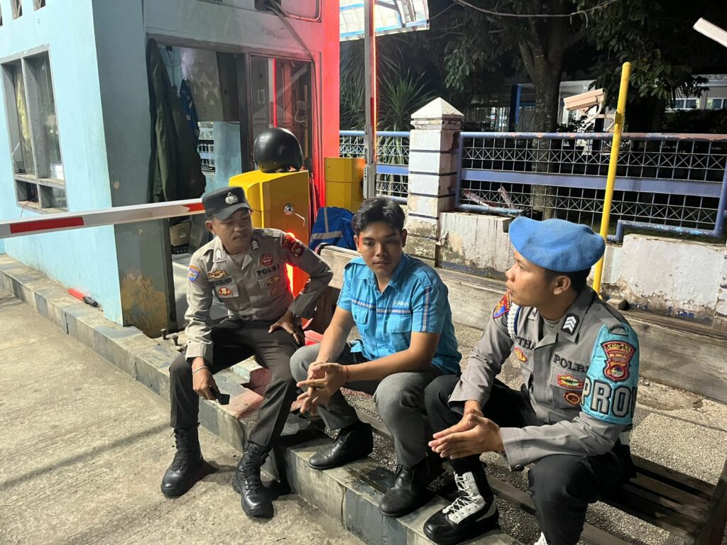 pelabuhan, keamanan, patroli, polisi, polsek, lembar, kriminalitas, premanisme, NTB, masyarakat