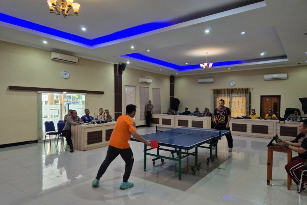 Semarak Final Tenis Meja Polres Lombok Barat HUT Bhayangkara ke-79
