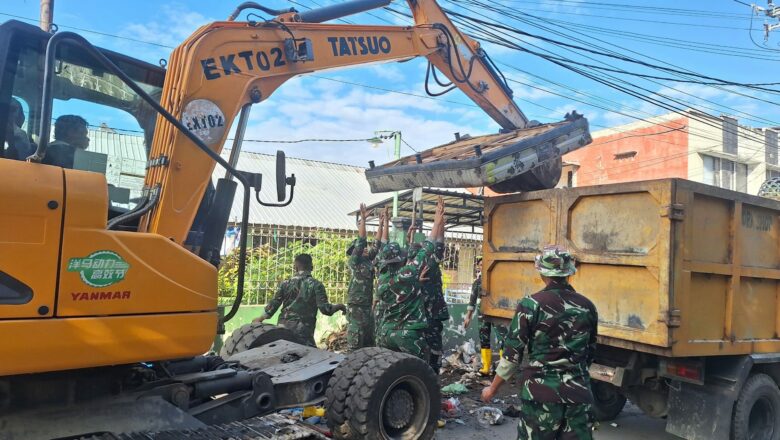 TNI dan PUPR Fokus Bersihkan Kali Ancar Pascabanjir