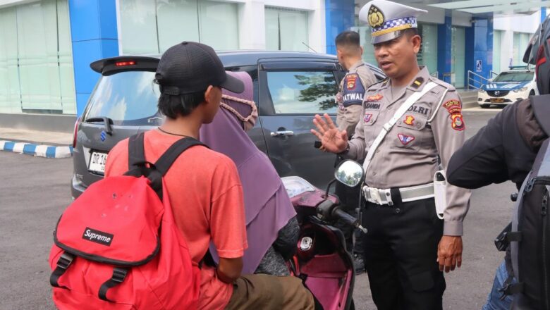 Operasi Patuh Rinjani 2025 Dimulai, Puluhan Pelanggar Terjaring di Depan Satpas Lembar