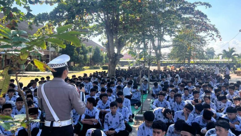 MAN 2 Lombok Barat Jadi Pusat Edukasi Keselamatan Berkendara Pelajar