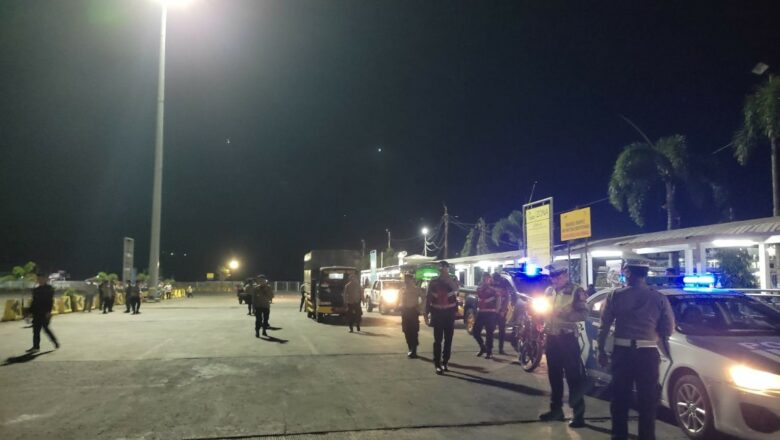 Polisi Gerung Utara Gelar Patroli Preventif dan Sosialisasi Layanan KEMOS