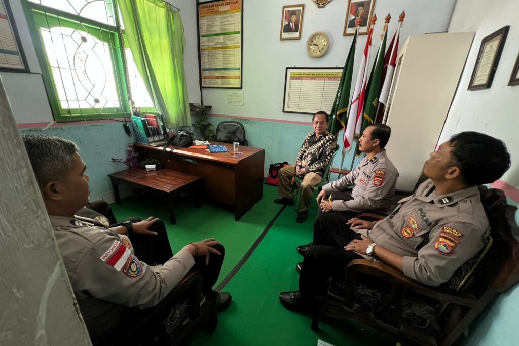 Tokoh Agama Desa Bengkel Dukung Polres Lombok Barat Tangkal Paham Radikal