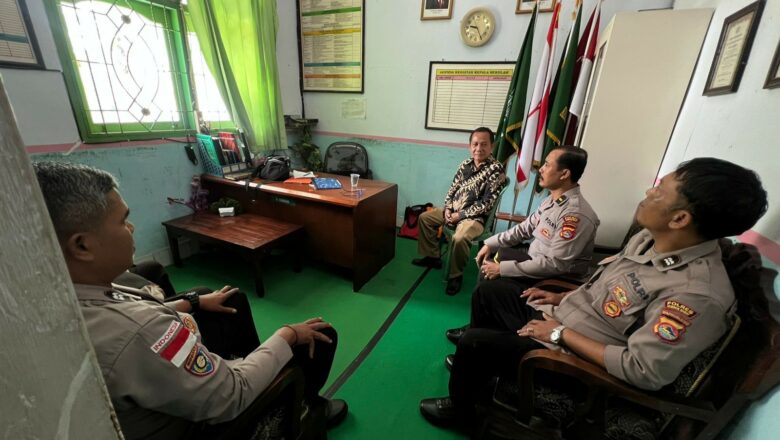 Ops Bina Waspada Rinjani 2025: Polres Lombok Barat Sambangi Tokoh Agama Labuapi