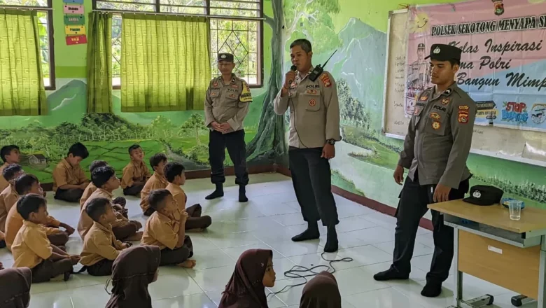 Polisi Masuk Sekolah: Cegah Bullying dan Kenakalan di Sekotong