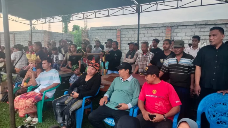 Semangat Sasak Bergema di Kuripan Timur Lewat Pagelaran Peresean