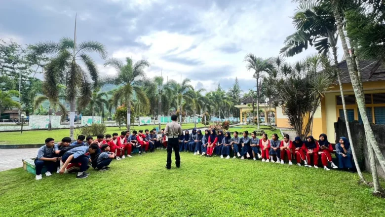 Patroli Keamanan Sekolah, Langkah Satlantas Lombok Barat Tanamkan Disiplin Sejak Dini