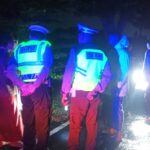 Laporan 110, Nyawa Terselamatkan: Polisi Gerak Cepat Evakuasi Laka Tunggal