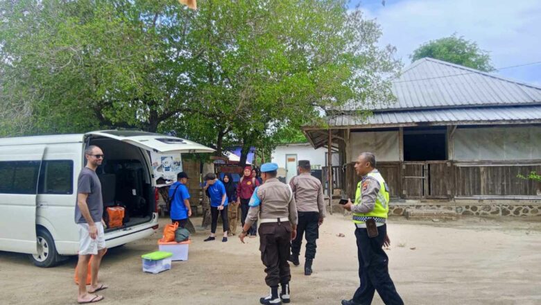 Cegah 3C dan Cuaca Ekstrem, Polisi Patroli Pesisir Tanjung Kelor