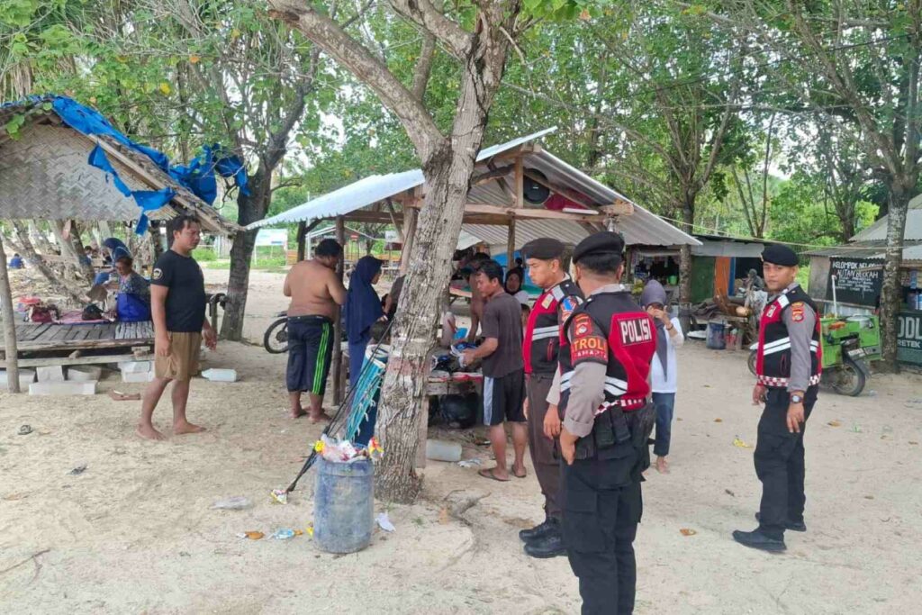 Perlindungan Optimal Polri: Patroli Preventif di Pantai Elak-Elak