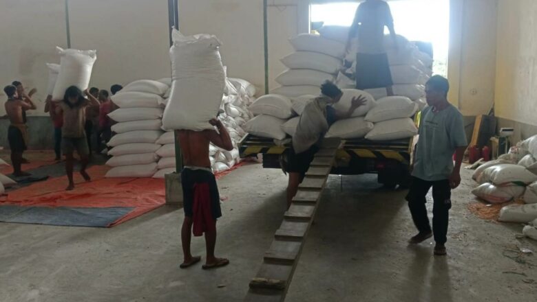 Komitmen Polsek Gerung: Sukses Antar 7 Ton Jagung Petani Lobar Lolos Uji BULOG