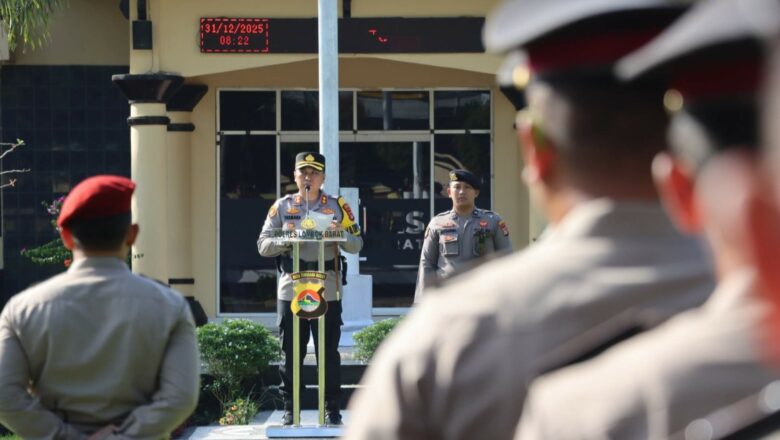 Kapolres Lobar Pimpin Upacara Korps Raport Akhir Tahun