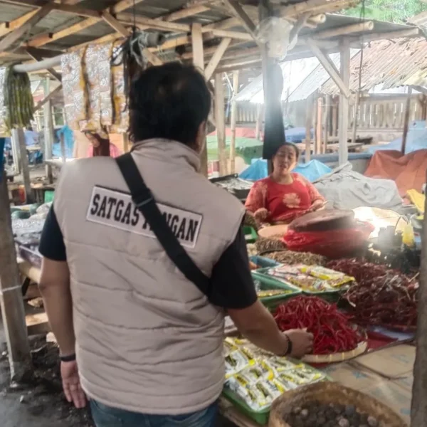 Cegah Spekulasi, Polres Lombok Barat Pantau Harga Bapokting