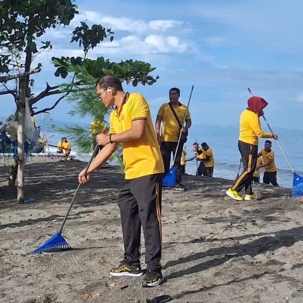 Polres Lombok Barat Dorong Pelestarian Ekosistem Pesisir
