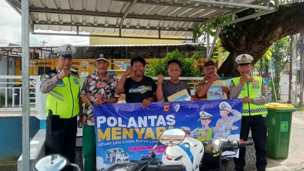 Satlantas Polres Lobar Ajak Pengemudi Ojek Jadi Pelopor Keselamatan